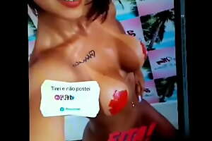 Juicy Brazilian girl receiving tribute from a horny American 