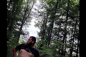 Jerking my bbc out in nature till i shoot a nice cumshot