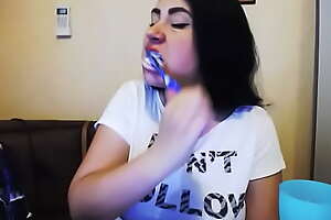 Crazy naughy latina houswife suck and tittyfuck when brush teeth in the morning